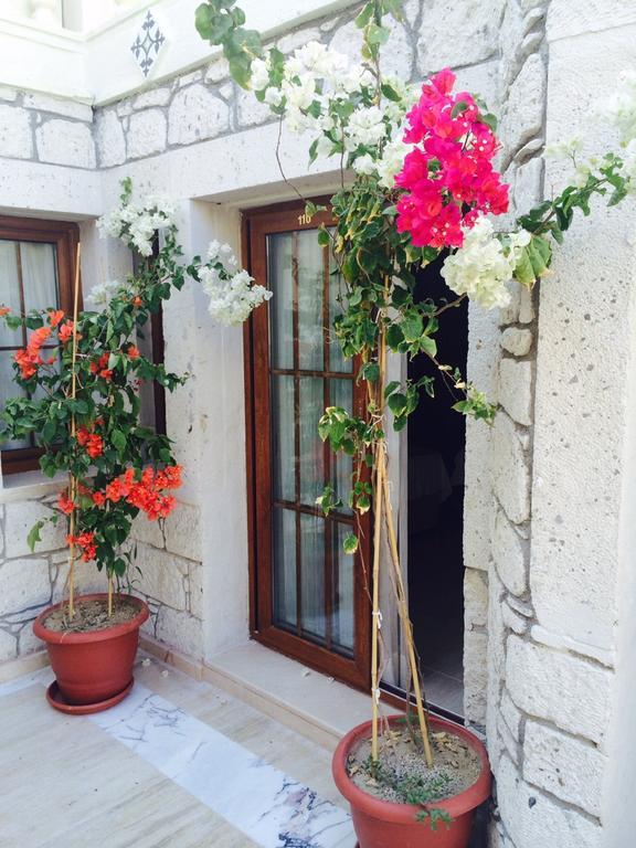 Golden Stone Butik Otel Чесме Екстериор снимка