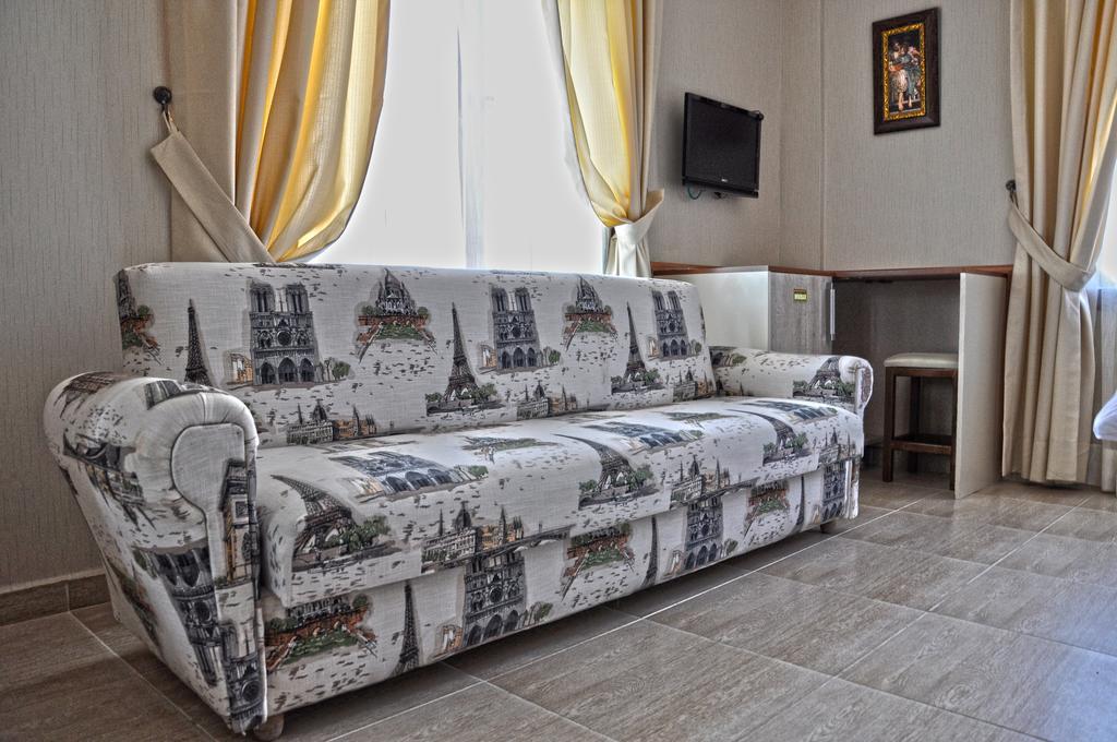 Golden Stone Butik Otel Чесме Стая снимка