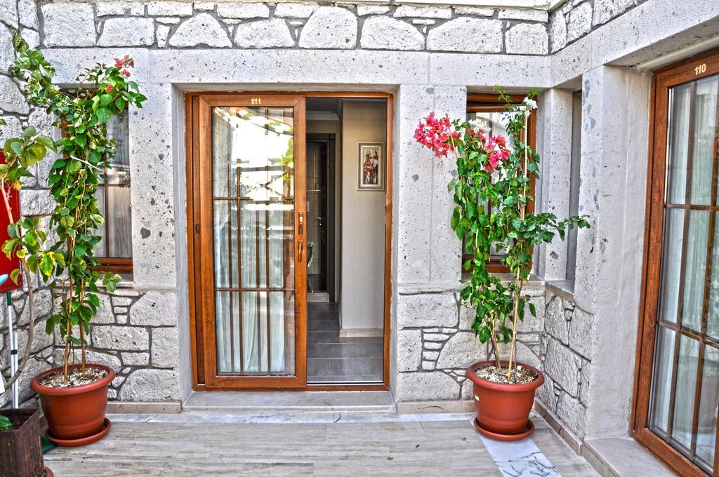 Golden Stone Butik Otel Чесме Екстериор снимка