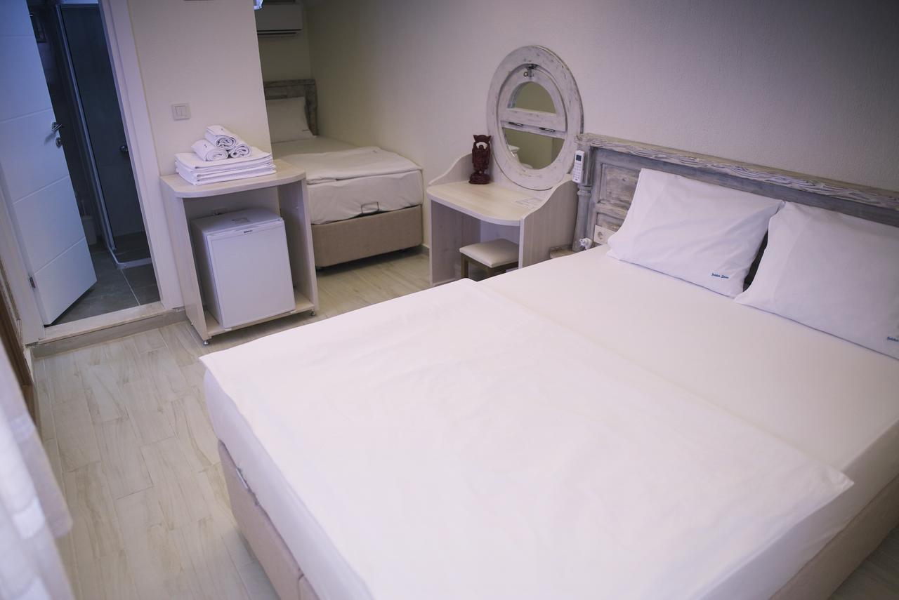 Golden Stone Butik Otel Чесме Екстериор снимка