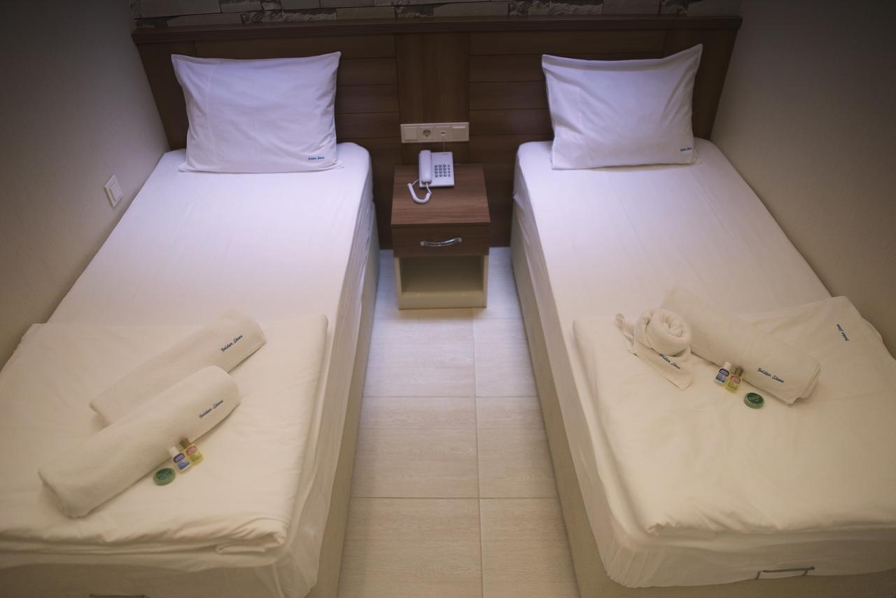 Golden Stone Butik Otel Чесме Екстериор снимка